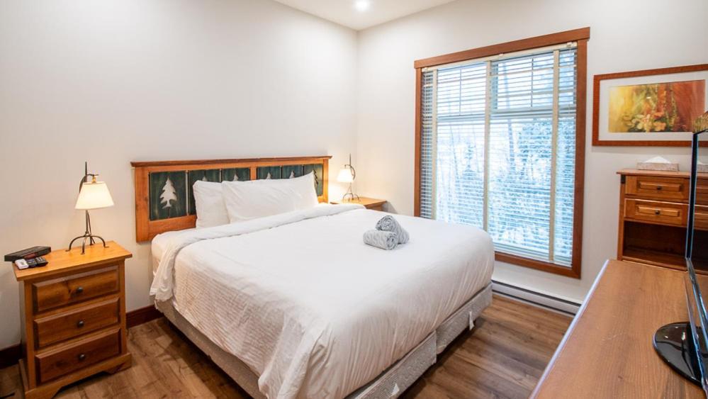 Snow Creek Lodge By Fernie Lodging Co Esterno foto